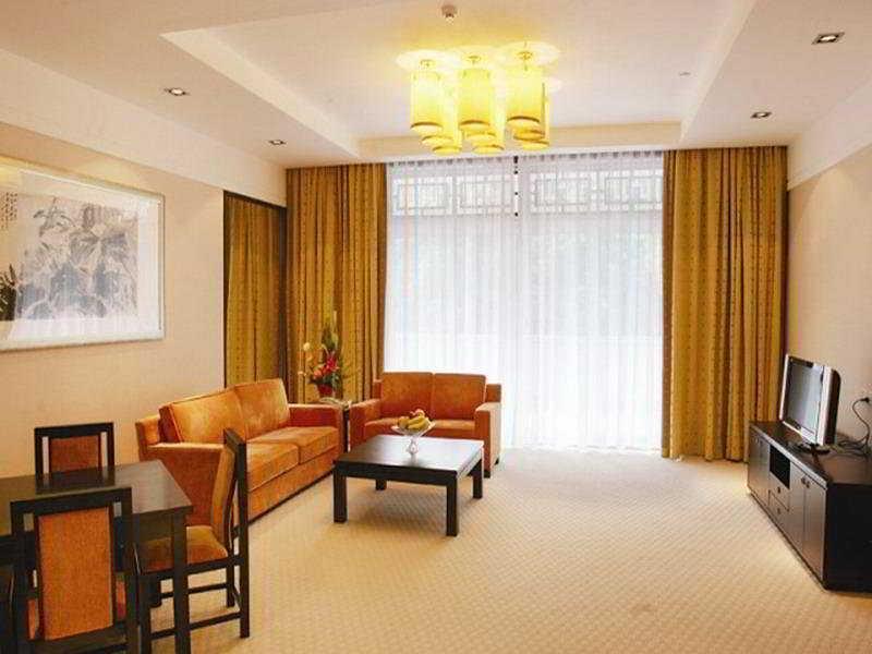 Guangdong Yingbin Hotel-Free Canton Fair Shuttle Bus Esterno foto