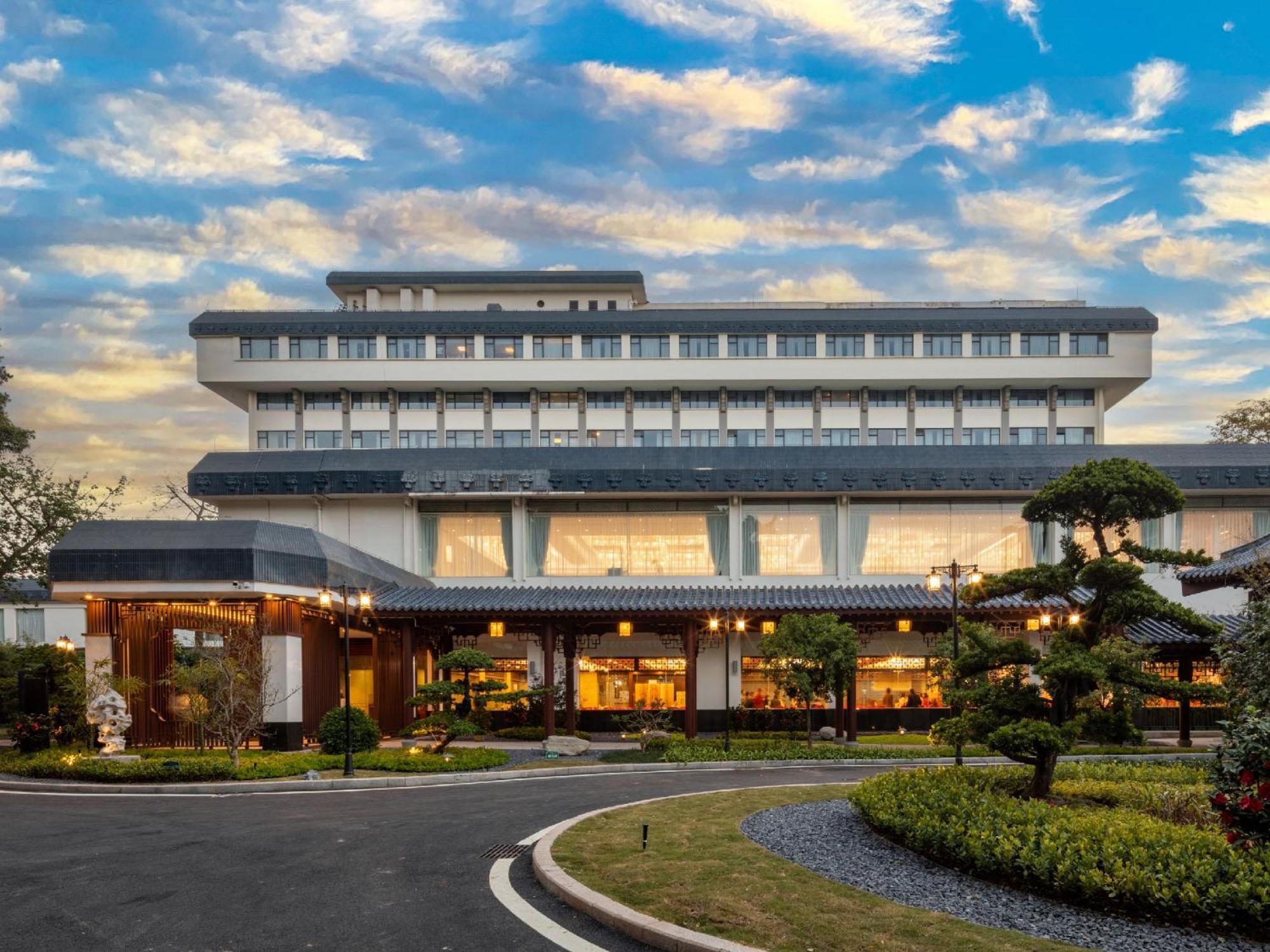Guangdong Yingbin Hotel-Free Canton Fair Shuttle Bus Esterno foto