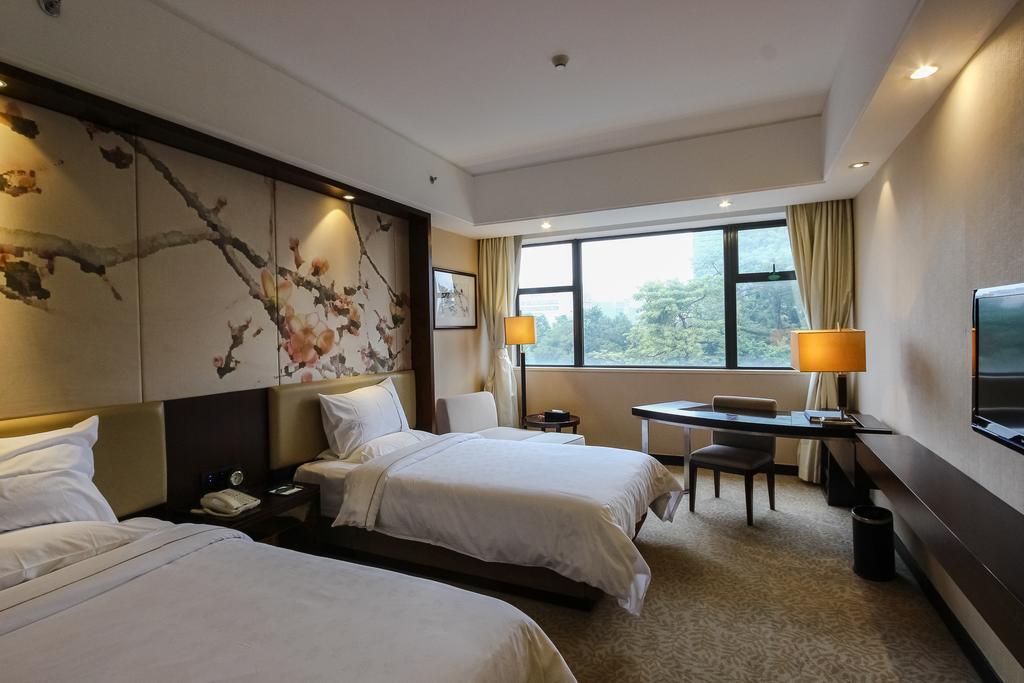 Guangdong Yingbin Hotel-Free Canton Fair Shuttle Bus Esterno foto