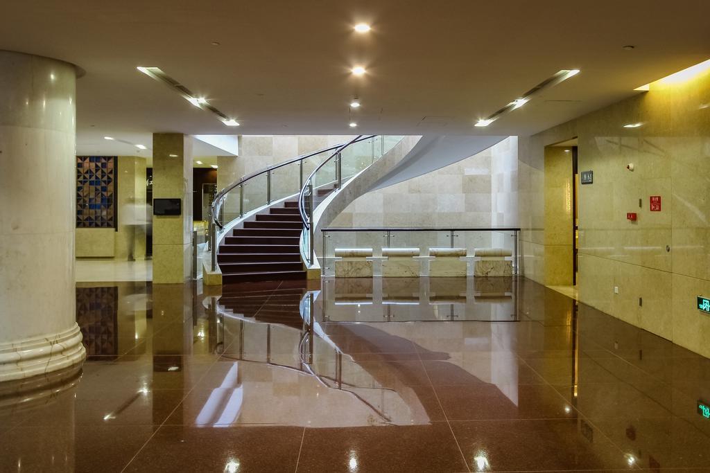 Guangdong Yingbin Hotel-Free Canton Fair Shuttle Bus Esterno foto
