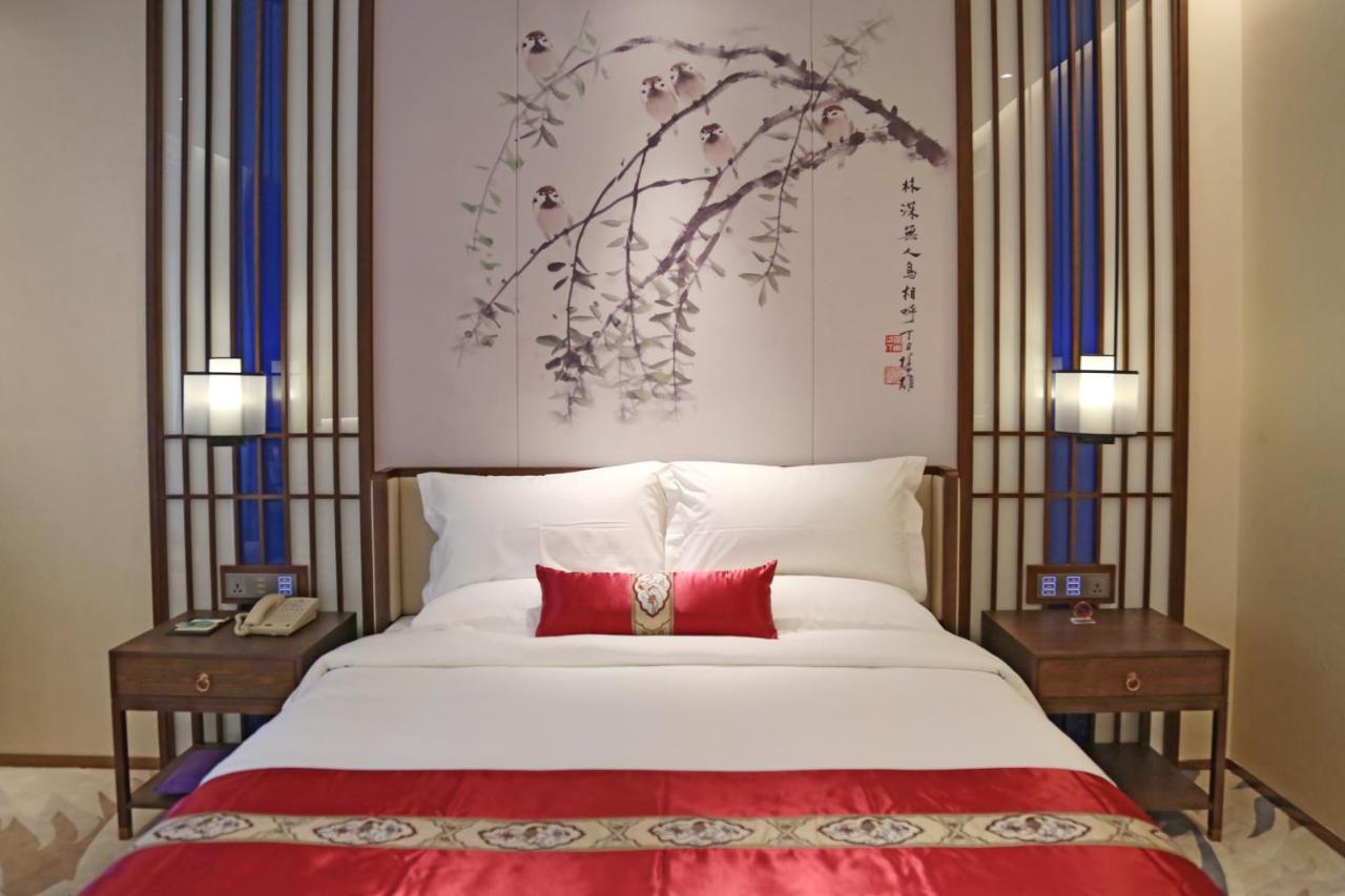 Guangdong Yingbin Hotel-Free Canton Fair Shuttle Bus Esterno foto
